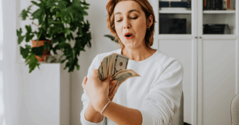 Licensed Money Lender Singapore – Your Trusted Financial Partner for Quick & Secure Loans